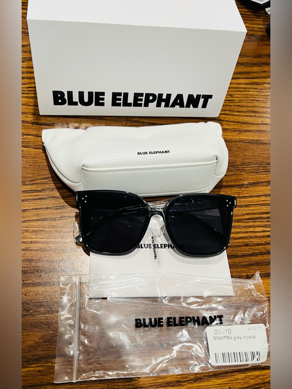 NWT Blue Elephant 'Sinatra' Sunglasses in Grey Crystal colorway